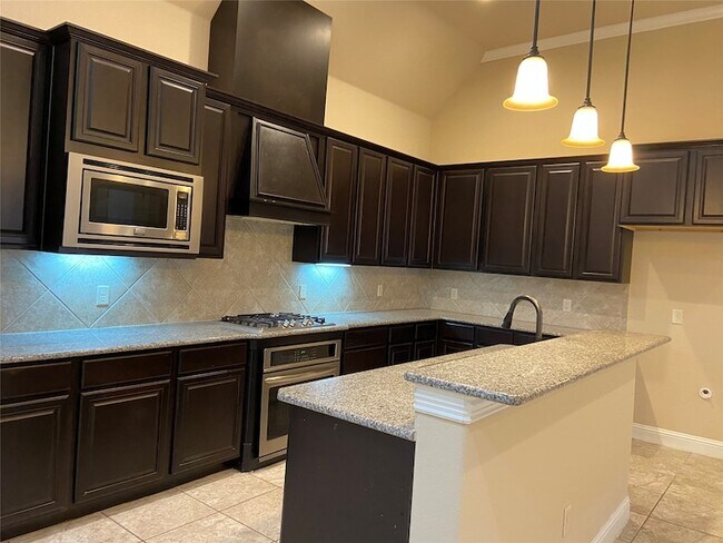 Building Photo - 686 Pendle Forest Dr