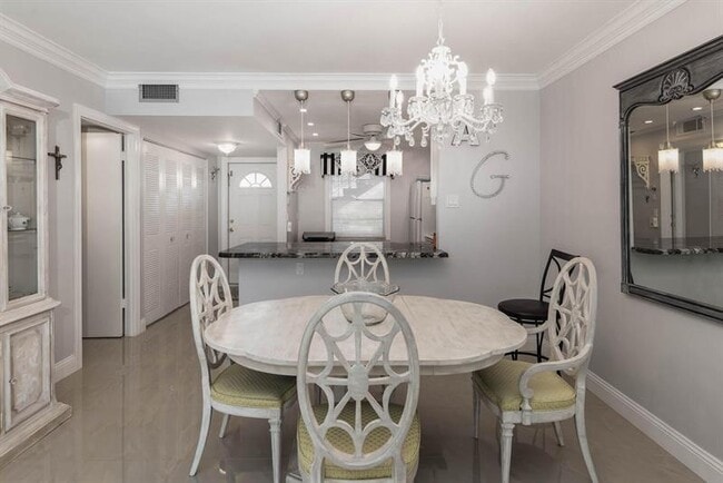 Building Photo - 7300 NW 5th Ct