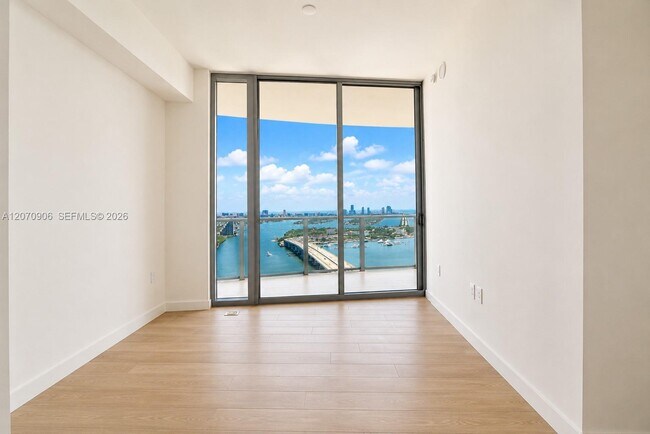 Building Photo - 1400 Biscayne Blvd