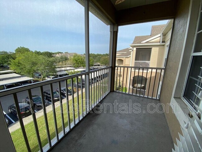 Building Photo - 7990 Baymeadows Cir E