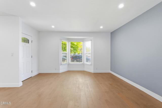 Building Photo - 250 S Ave 55