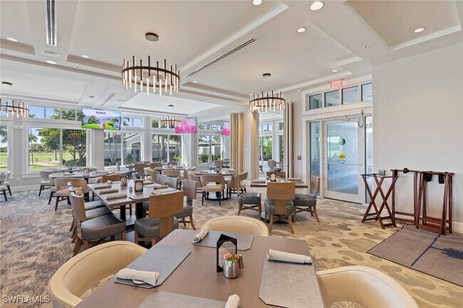 Building Photo - 10135 Colonial Country Club Blvd