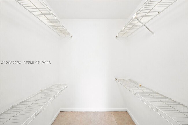 Building Photo - 9674 Fontainebleau Blvd