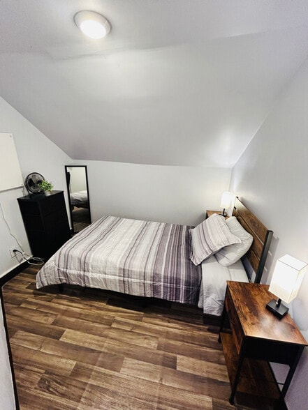 Building Photo - 1452 Huntersland Rd