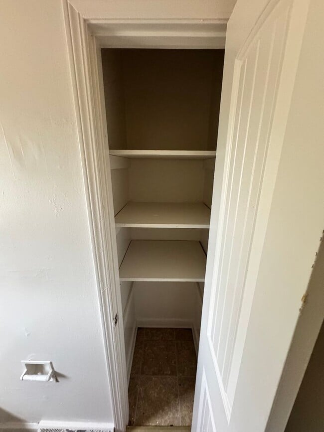 Building Photo - 3/1 House in Shelby, NC - Currently still working on the home.