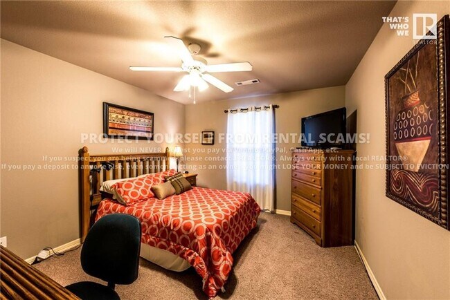 Building Photo - 3522 W Clearwood Dr