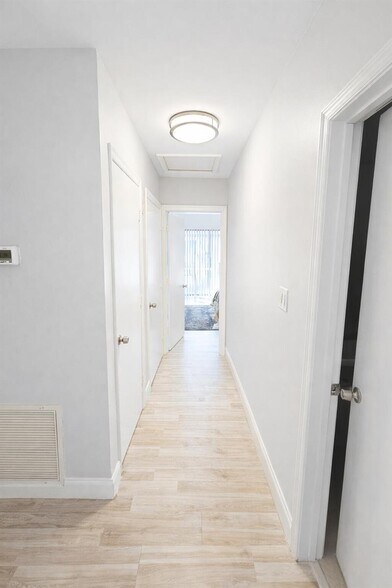 Building Photo - 11596 NW 45th St