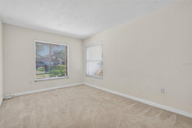 Building Photo - 4300 50th Pl S