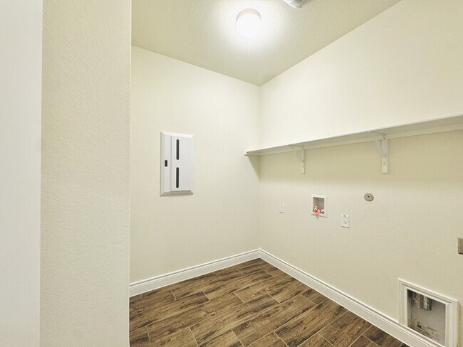 Building Photo - 12119 Cat Ballou