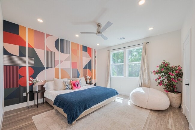 Building Photo - 2909 Nagle St