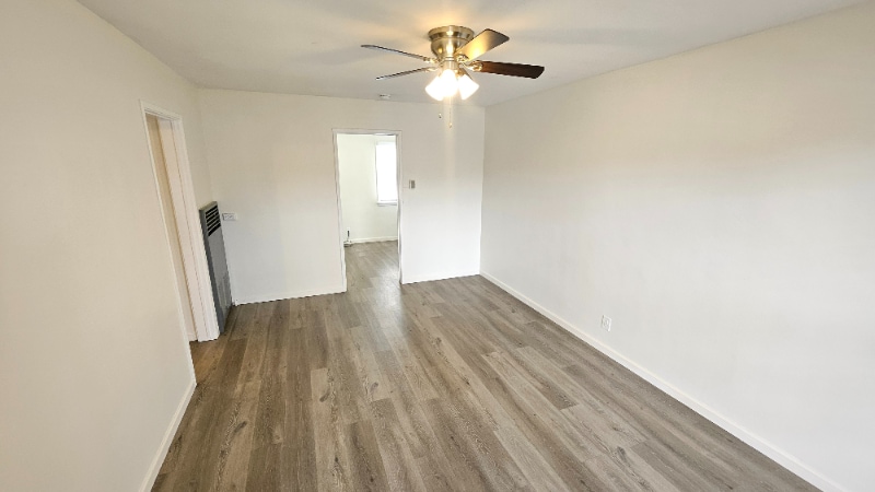 Building Photo - 1120 E Fairview Blvd