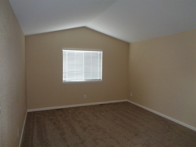 Building Photo - 5198 Fontana Ct