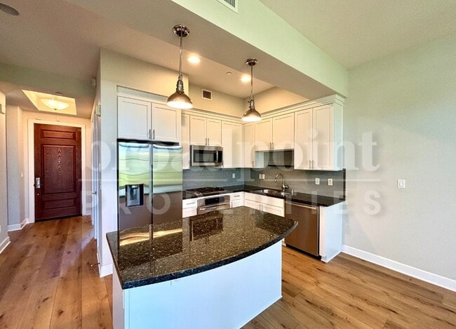Building Photo - 1501 San Elijo Rd S