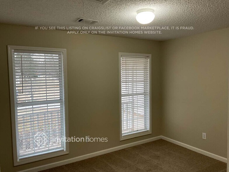 Building Photo - 1606 Madison Dr