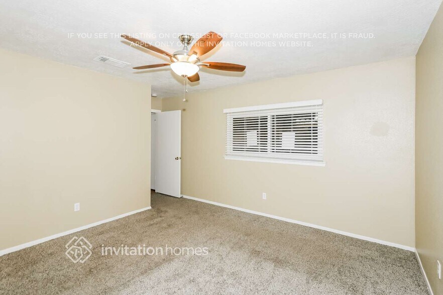 Building Photo - 2415 Pilgrims Bend Dr