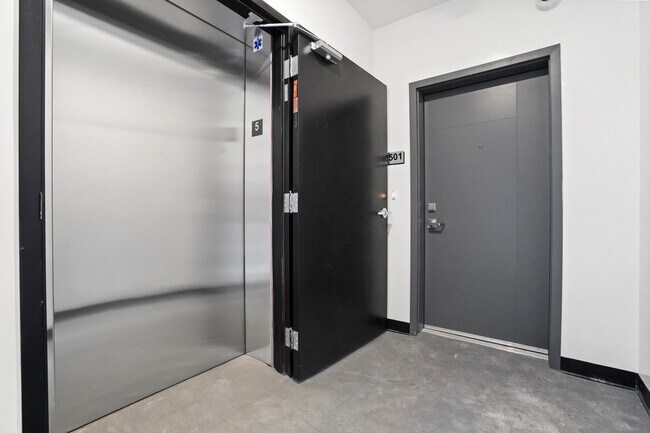 Building Photo - 8802 Van Nuys Blvd