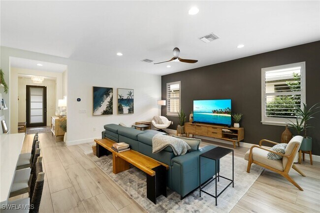 Building Photo - 14571 Topsail Dr