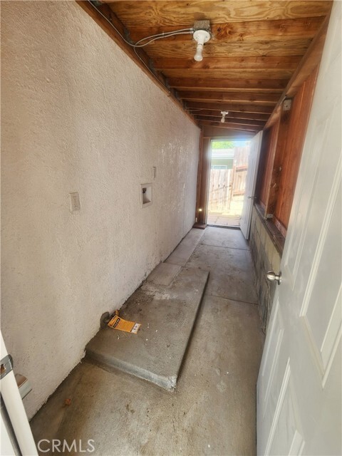 Building Photo - 4921 Stratford Rd