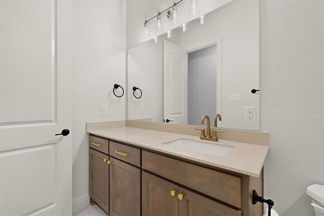 Building Photo - 818 Monza Dr