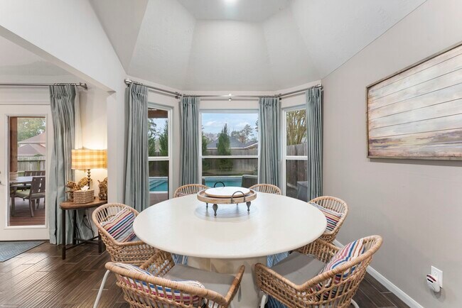 Building Photo - 25003 Burgh Castle Dr