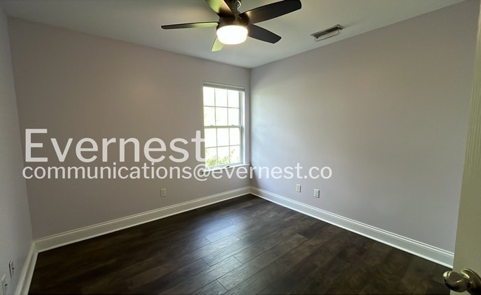 Building Photo - 6721 Briana Way