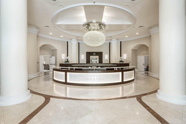 Building Photo - 3700 S Ocean Blvd