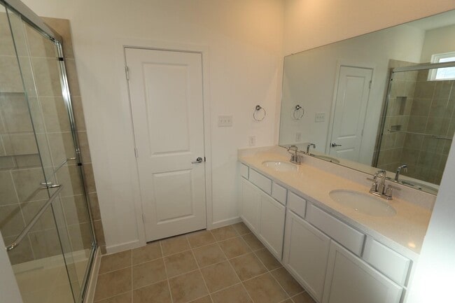 Building Photo - 21902 Andover Knl Dr