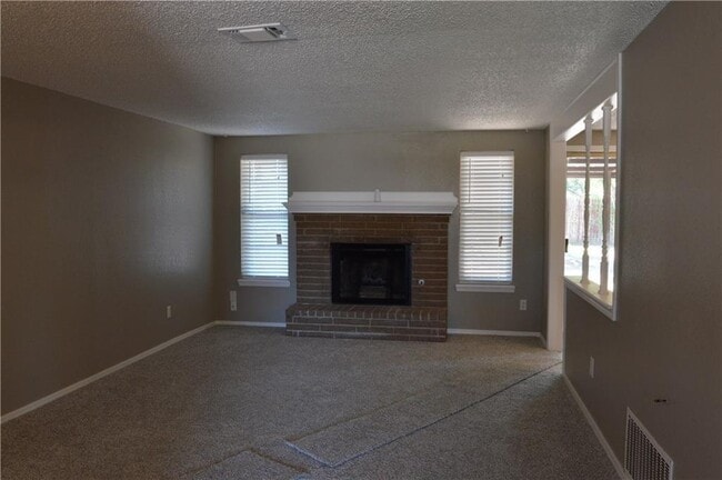 Building Photo - 1054 Cumberland Mansion