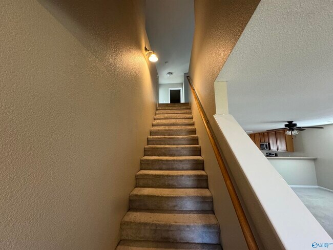 Building Photo - 3590 Avalon Lake Dr SW