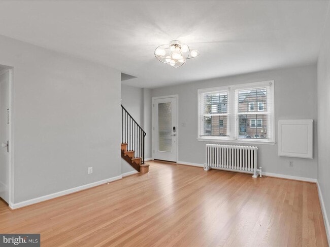 Building Photo - 808 S Oak St