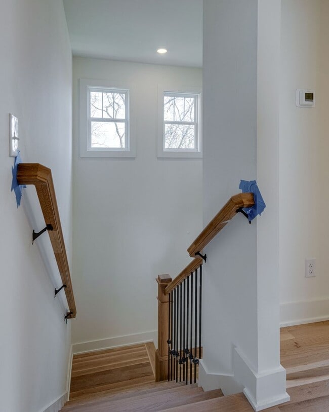 Building Photo - Bright + Modern 4BR in Walkable Inglewood — Available Dec 1