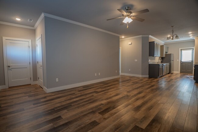 Building Photo - 3-bedroom, 2-bathroom home located in the beautiful Pea Ridge, AR