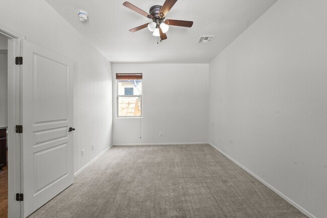 Building Photo - Live Large in Maricopa – Over 3,900 Sq Ft ...