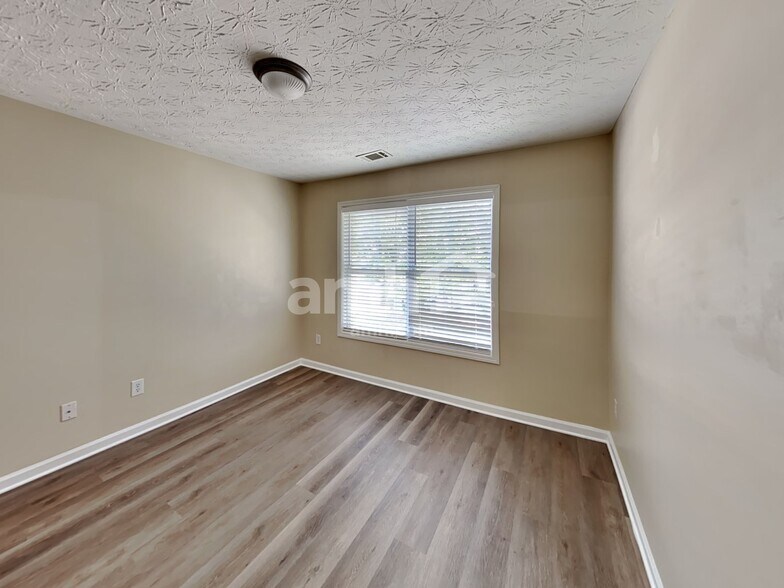 Building Photo - 110 Plumeria St