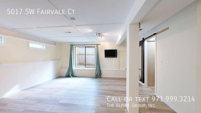Building Photo - 5017 SW Fairvale Ct