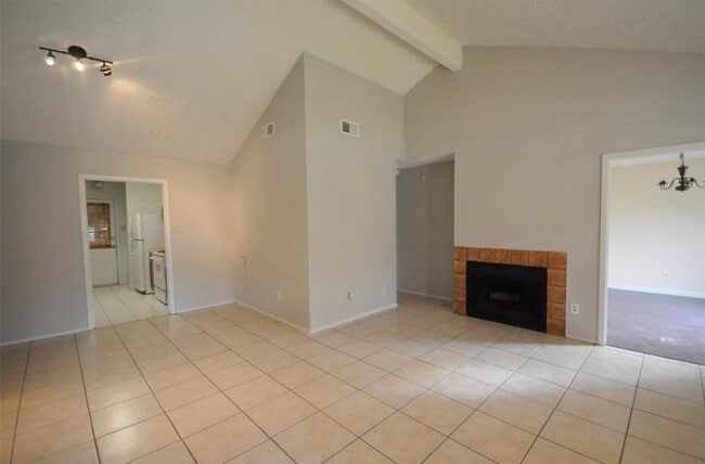 Building Photo - 3727 Meadow Pl Dr