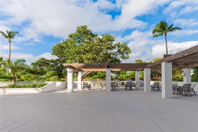 Building Photo - 21205 Yacht Club Dr