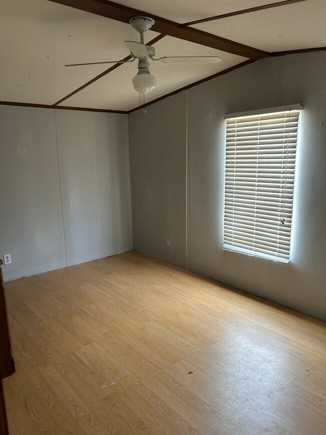 Building Photo - Available Now! Rent this 2 bedroom home in Aiken!