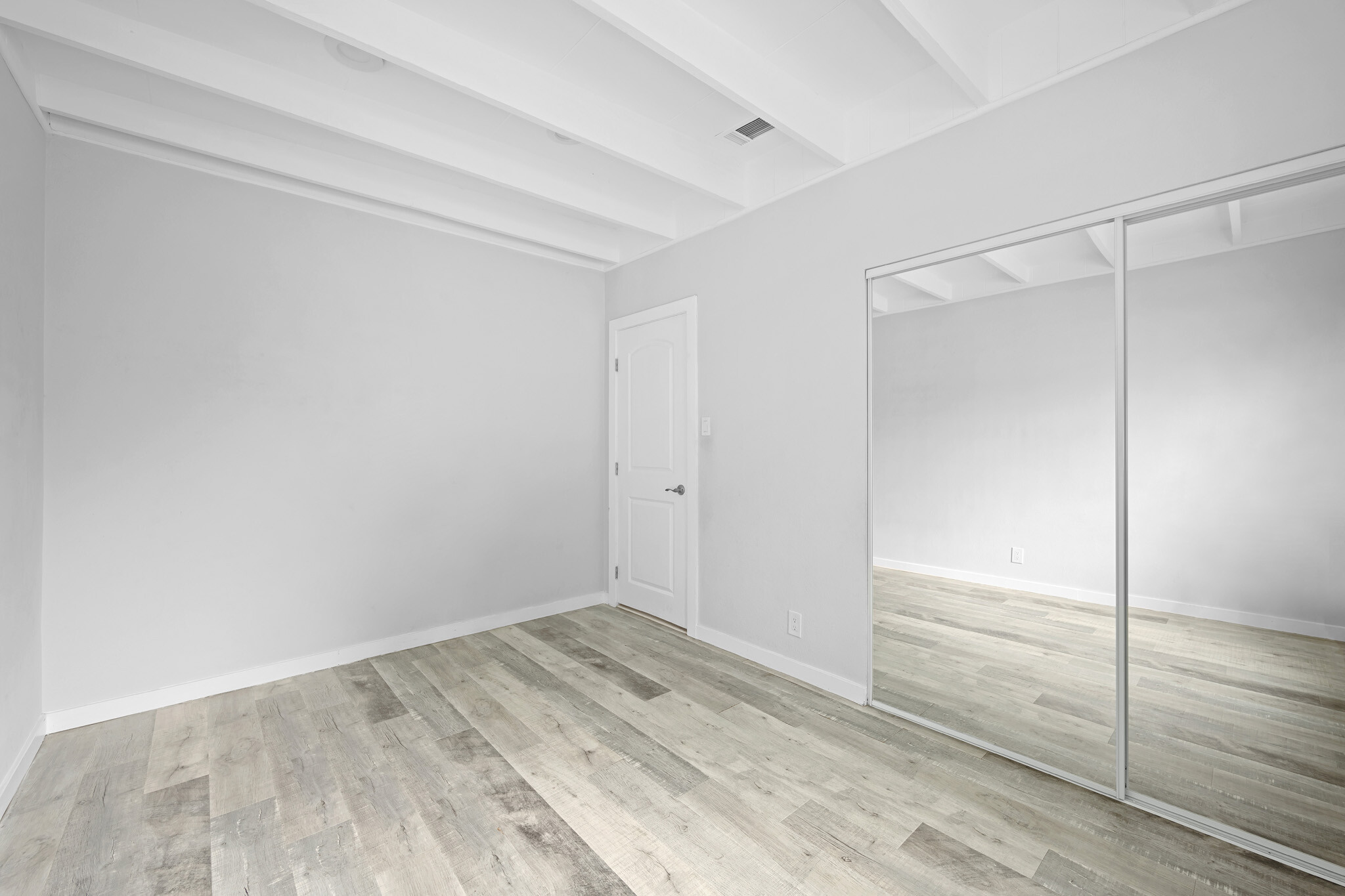 Building Photo - 7726 Le Berthon St