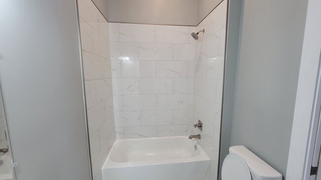 Building Photo - Your Dream Home In Shelby Park
