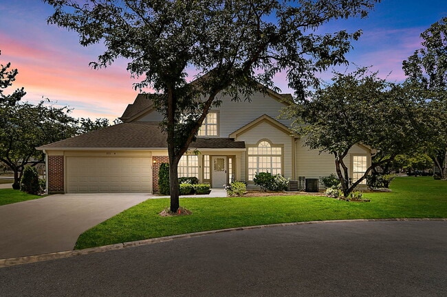 Building Photo - 371 Ashford Cir