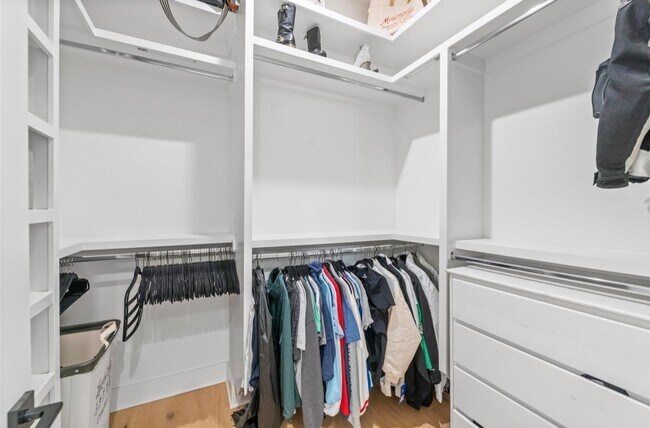 Building Photo - Modern luxury available in Fletcher Ridge