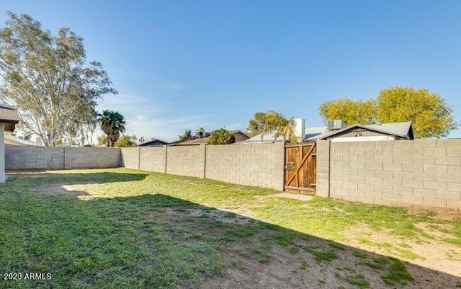 Building Photo - 2536 E Commonwealth Cir