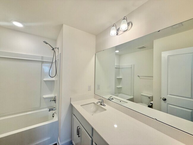 Building Photo - 1826 Grassy Falls Ln