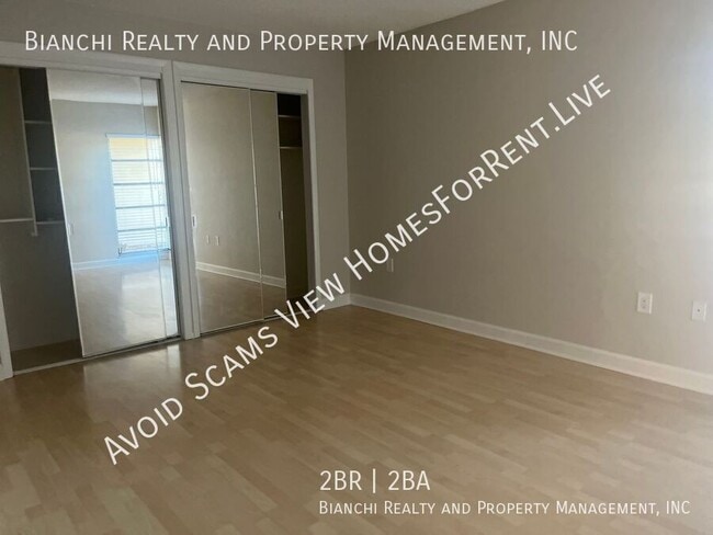 Building Photo - 2396 OrangePointe Ave