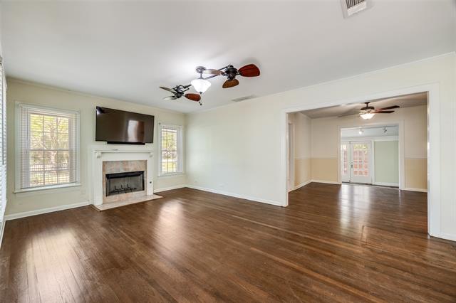 Building Photo - 3810 Whitehall Dr