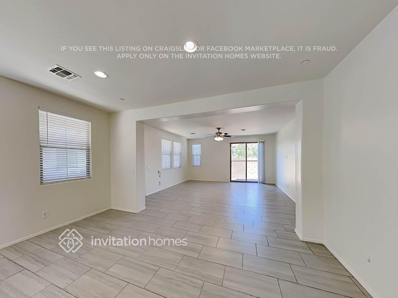 Building Photo - 308 N Sandal