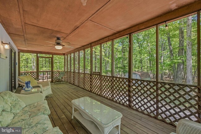 Building Photo - 67 Tranquil Way