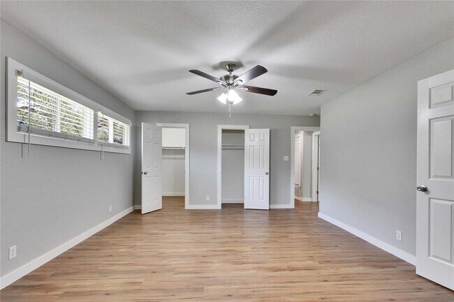 Building Photo - 11409 Hunters Ln