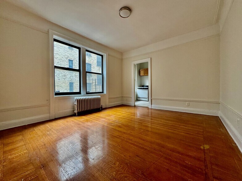 Primary Photo - 138 Haven Ave